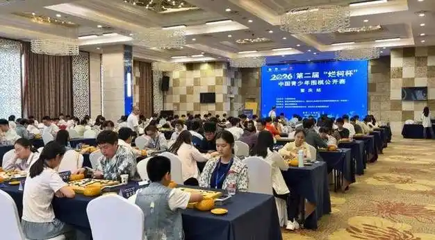 烂柯杯少年赛山东三将出征，平原桃花见证绿茵新星绽放